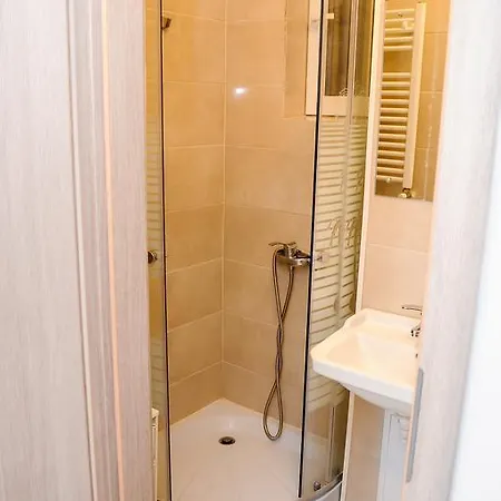 Stylish Flat מרכז העיר Appartement Bucarest