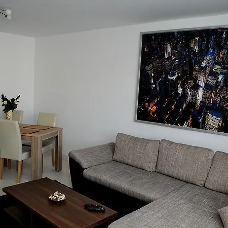 Stylish Flat מרכז העיר Daire Bükreş